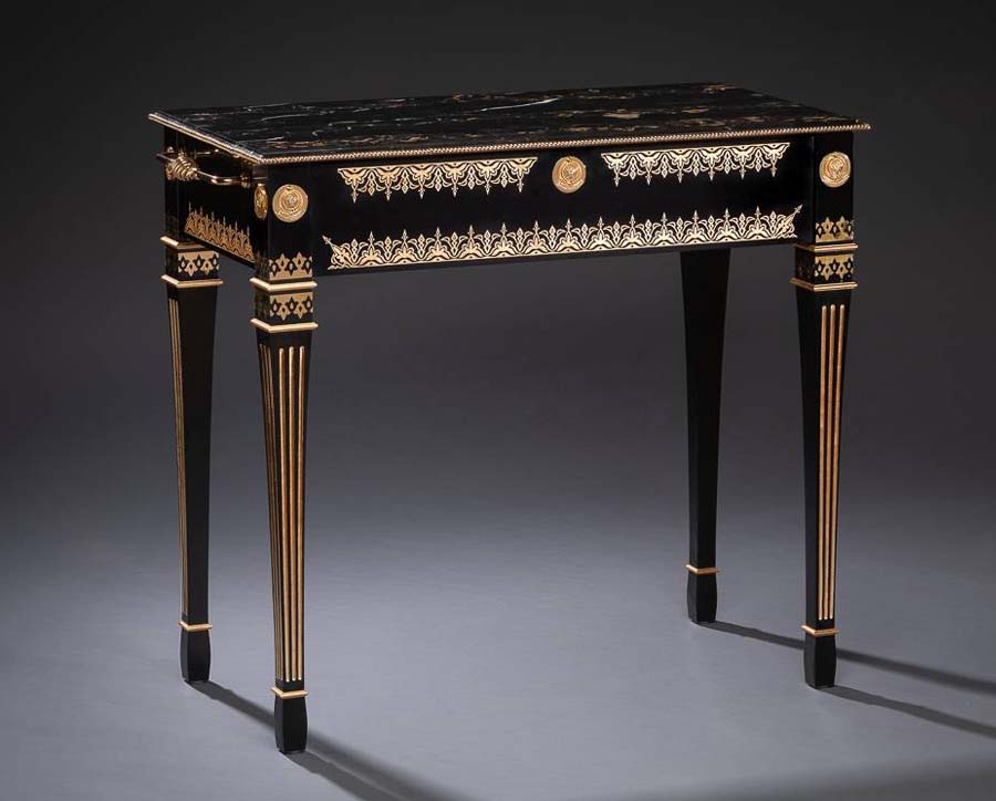Custom designed royal presentation table Islamic decoration